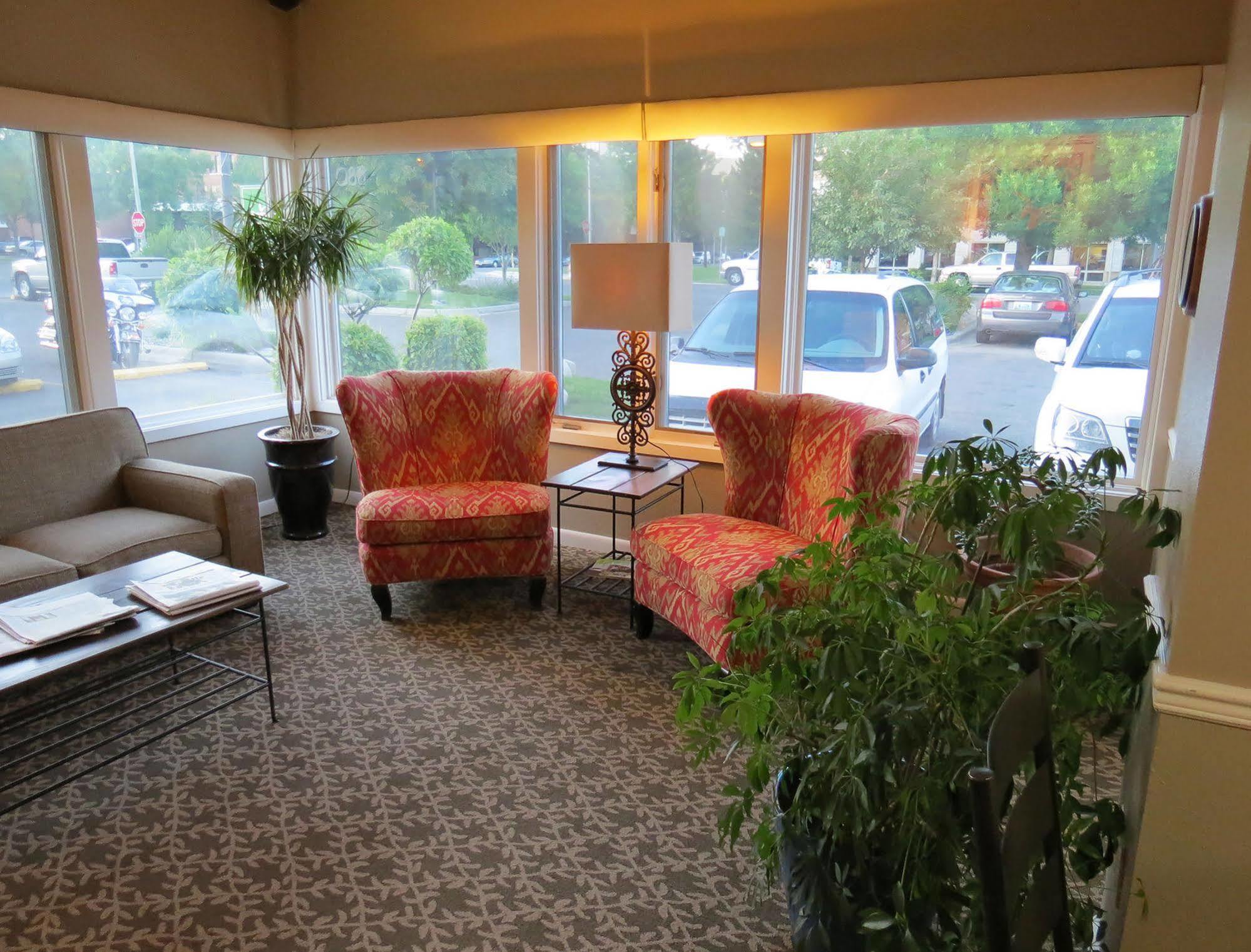 Riversage Billings Inn Bagian luar foto